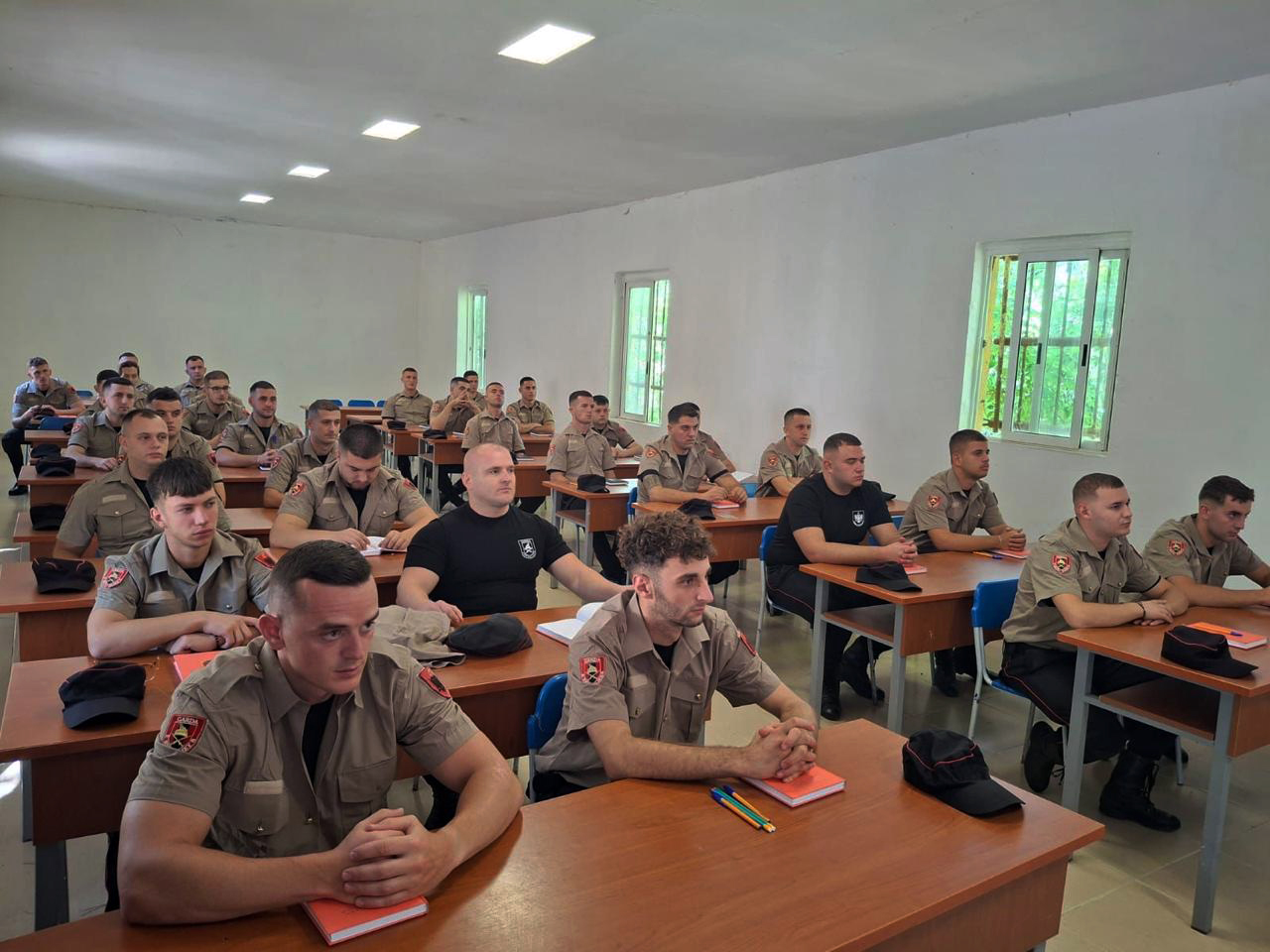 Fillimi i kursit për punonjësit e nivelit bazë