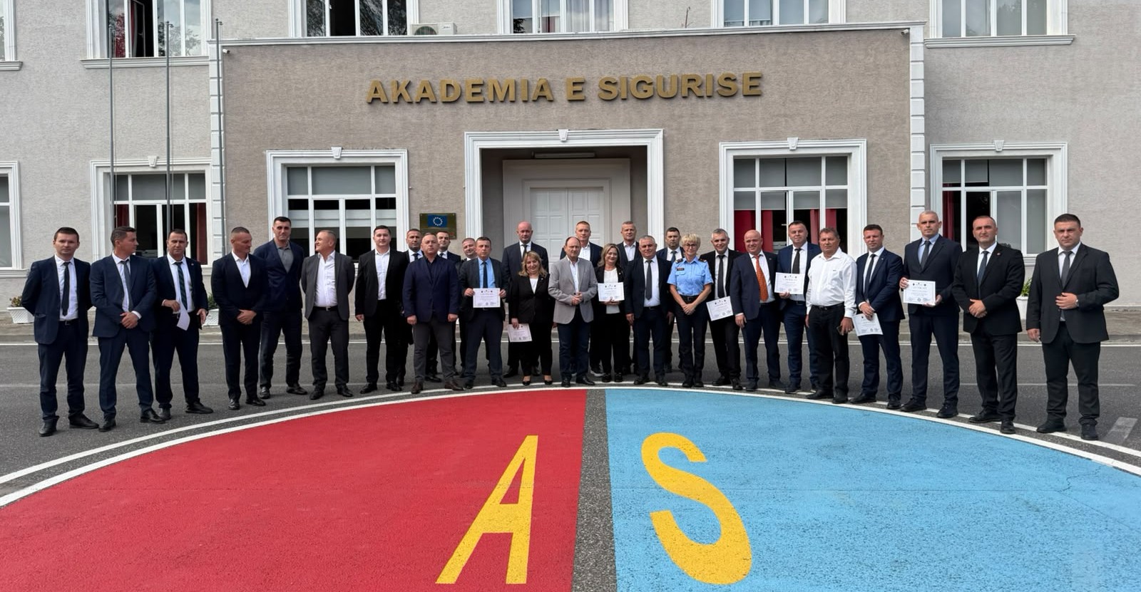 Certifikimi i punonjësve për gradën Kryekomisar